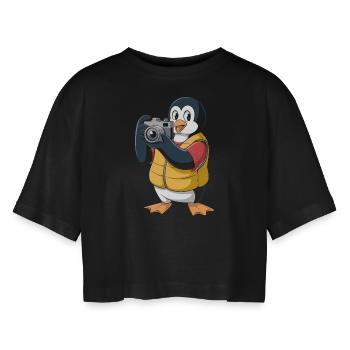 Penguin Photographer with Camera - Women’s Oversized Cropped T-Shirt - black - Front - AI Model Female 172 light (172cm)