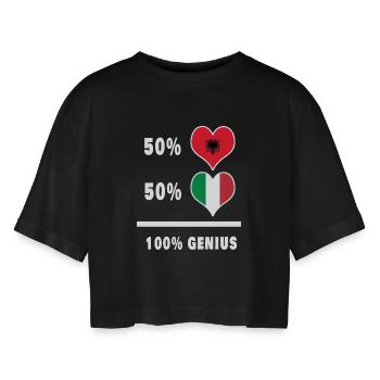 Italien und Albanien genial / Geschenk - Frauen Oversized Cropped T-Shirt - Schwarz - Vorne - AI Model Female 172 light (172cm)
