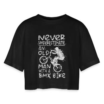 Ne sous-estimez jamais un vieux coureur de BMX - T-shirt court oversize Femme - noir - Devant - AI Model Female 172 light (172cm)