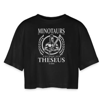 Theseus – Minotaurs Beware, Theseus is Here - Frauen Oversized Cropped T-Shirt - Schwarz - Vorne - AI Model Female 172 light (172cm)