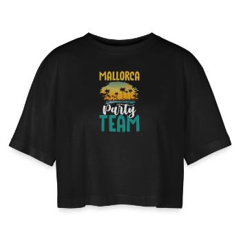 Mallorca Party Team - Frauen Oversized Cropped T-Shirt - Schwarz - Vorne - AI Model Female 172 light (172cm)