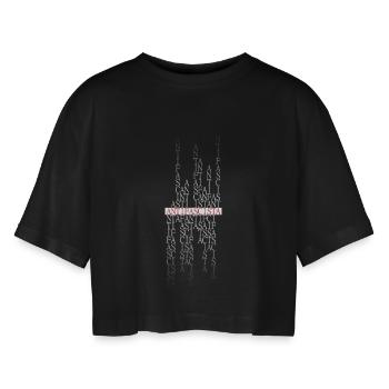 Antifascista Typo Collage rot/gradient - Frauen Oversized Cropped T-Shirt - Schwarz - Vorne - AI Model Female 172 light (172cm)