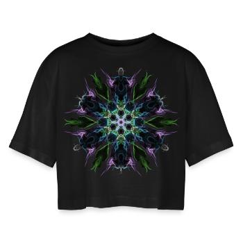 Purple Flower - Frauen Oversized Cropped T-Shirt - Schwarz - Vorne - AI Model Female 172 light (172cm)
