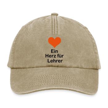 A heart for teachers - Relaxed Vintage Cap - vintage beige - Front