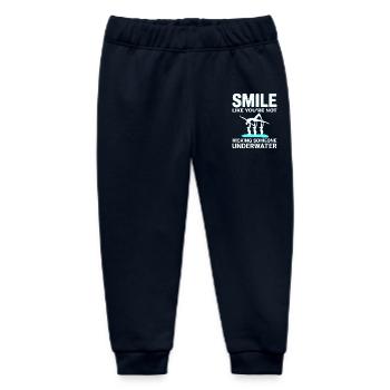 Synchronschwimmen Kicken Unterwasser Lächeln - Baby Organic Jogginghose Baby Tumbler von Stanley/Stella - Navy - Vorne