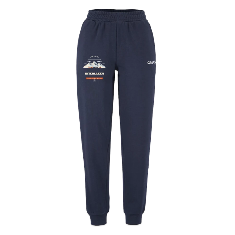 Interlaken badge on a craft community 2.0 women's sweatpants, dark navy