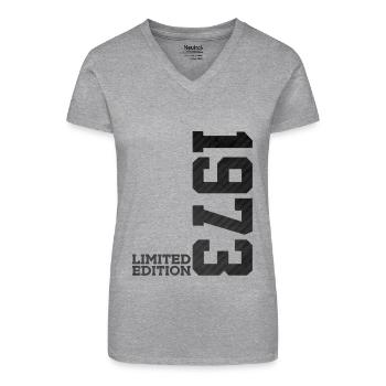 53RD BIRTHDAY LIMITED EDITION 1973 - Organic Women's V-Neck T-Shirt - black - Front