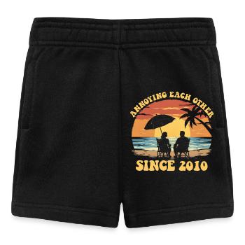Wir nerven uns gegenseitig seit 2010 - Baby Shorts - Schwarz - Vorne