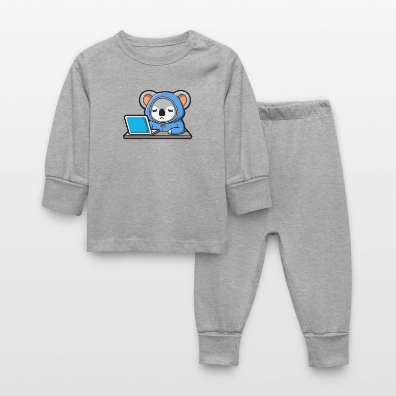Un mignon koala hacker dort dans un sweat à capuche devant le PC Pyjama Bébé