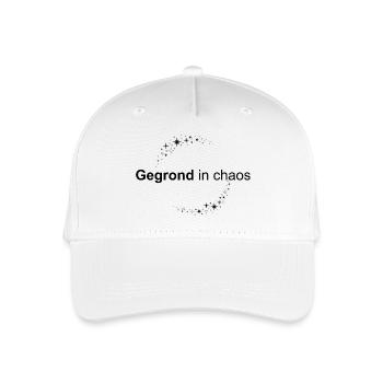 Kraftvolles Zitat | Im Chaos geerdet - Kinder Bio Basecap - Weiß - Vorne