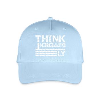 Penser différemment – Conception de typographie grunge - Casquette de baseball bio Enfant - bleu clair - Devant