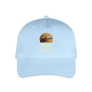 Old man with chainsaw - Organic Kids’ Baseball Cap - light blue - Front