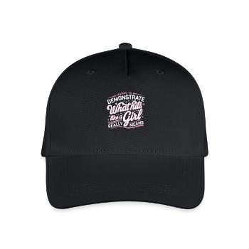 Strength and self-confidence in karate - Organic Kids’ Baseball Cap - black - Front