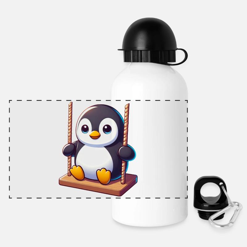 Süßer Pinguin auf Schaukel Spielplatz Cartoon - Panorama Trinkflasche mit Deckel 500 ml - Weiß