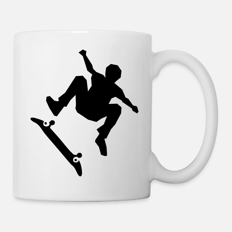 Skateboarder on skateboard - Tasse - Weiß