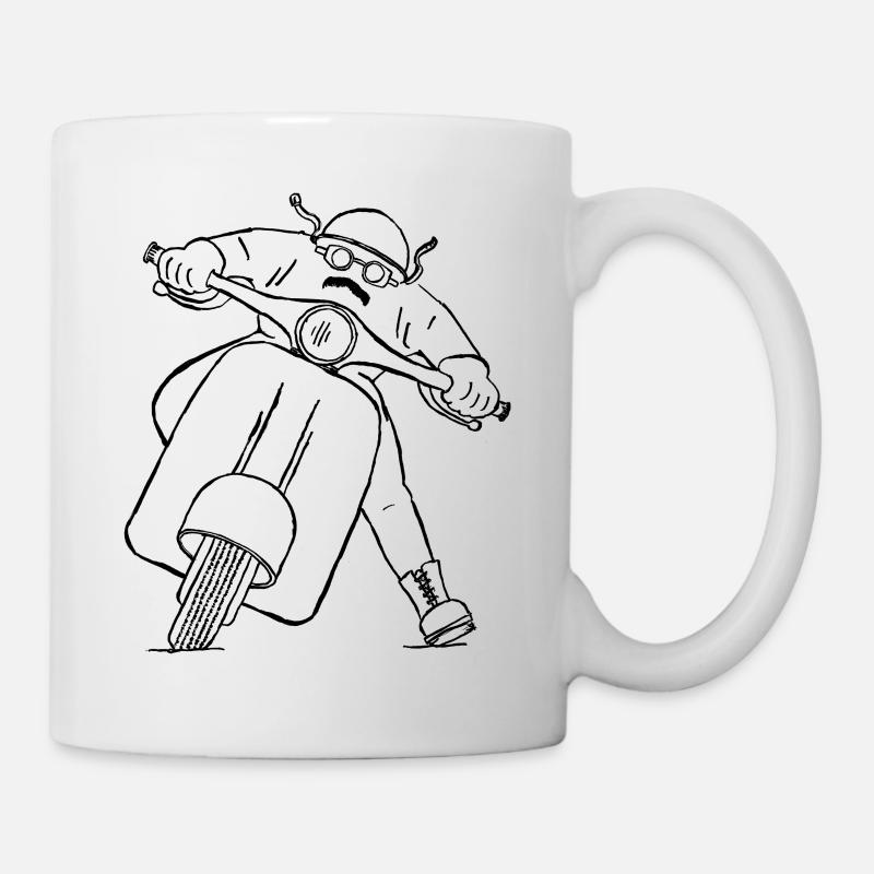 Silhouettes rockers sur le dessin de scooter - Mug blanc - blanc