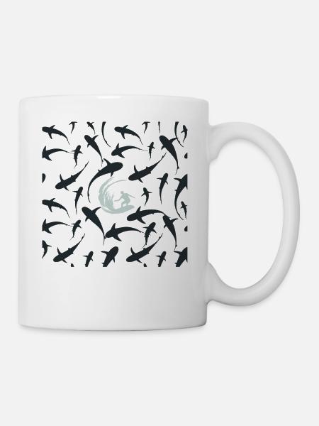 Surfen mit Haien Surfing with Sharks - Tasse - Weiß