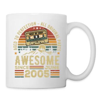 June 2005 Vintage Born In June 2005 Birthday - Mug - white - Right