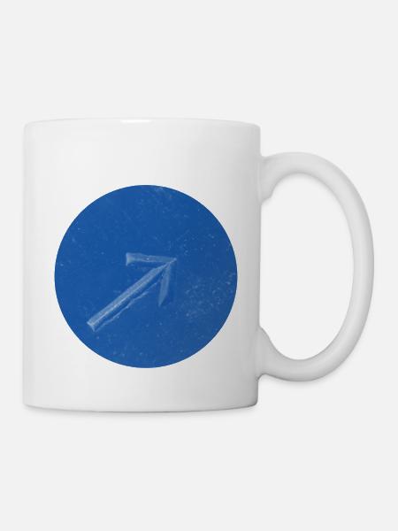 arrow up - Arrow up - Mug - white