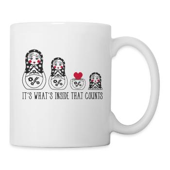 Poupée russe Matryoshka disant amour du cœur - Mug blanc - blanc - Droite