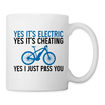 It's Electric, It's Cheating, I Just Passed You 1 - Tasse - Weiß - Rechts