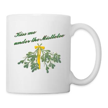 Kiss me under the Mistletoe - Weihnachtstradition - Tasse - Weiß - Rechts