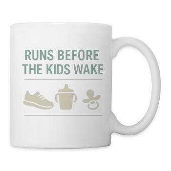 Laufende Mama, Papa, Joggende Eltern - Tasse - Weiß - Rechts