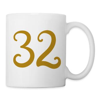 32 - Mug - white - Right