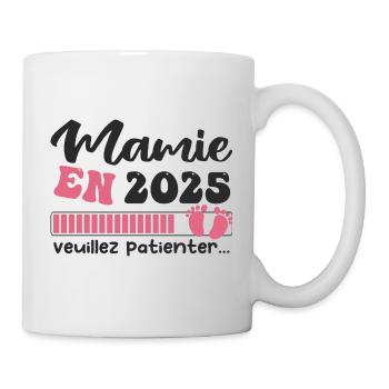 Mamie en 2025 | Cadeau future mamie 2025 Cadeau - Mug blanc - blanc - Droite