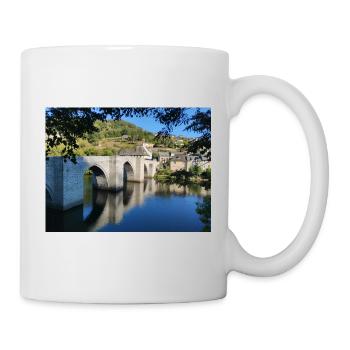 Wilder See & Schloss – Naturlandschaft Frankreich - Tasse - Weiß - Rechts