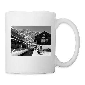 Bergstation in Schwarzweiß - Tasse - Weiß - Rechts