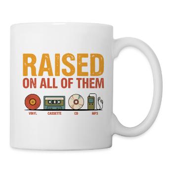 Aufgewachsen mit all diesen Vintage-Musik-Retro-Liebhabern - Tasse - Weiß - Rechts