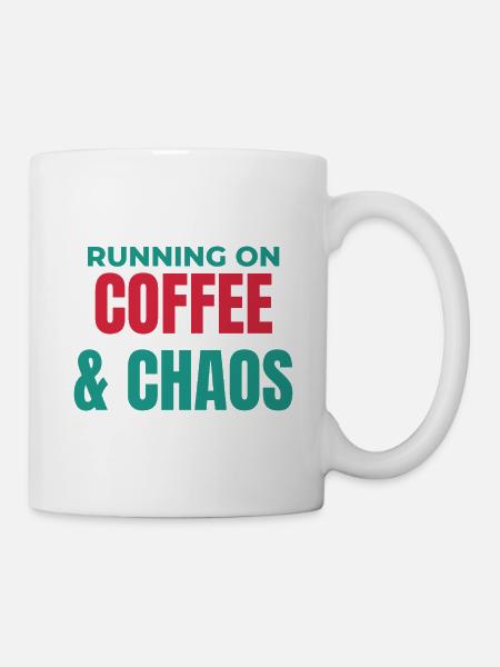 Laufend auf Kaffee und Chaos - Tasse - Weiß