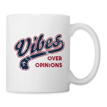 Vibes over Opinions Retro verwaschene Typografie - Tasse - Weiß - Rechts
