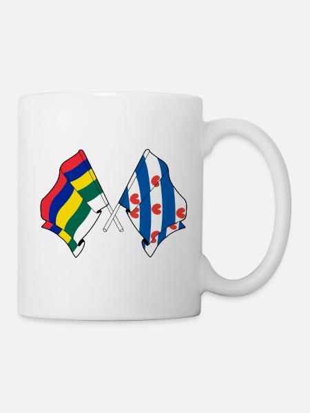 Terschelling & Friesland kreuzte Flaggen - Tasse - Weiß