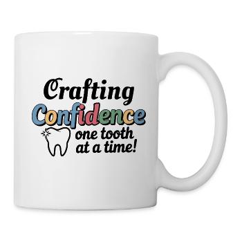 Superposition de porcelaine de laboratoire dentaire - Mug blanc - blanc - Droite
