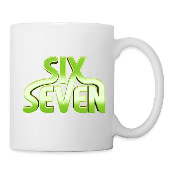 Six Seven 6 7 - 67 - Typographie verte Conception de mèmes - Mug blanc - blanc - Droite