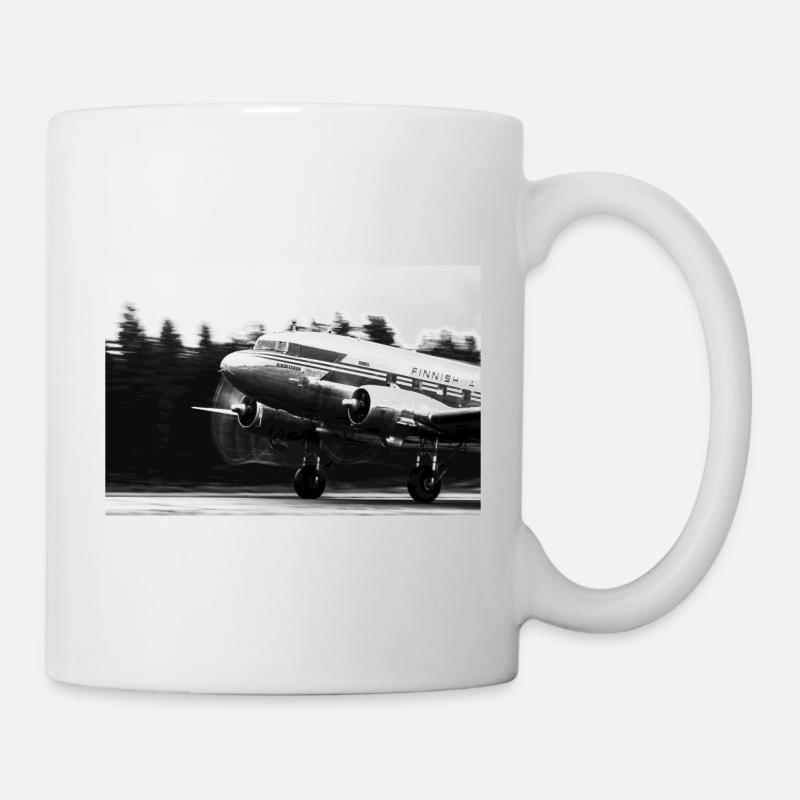 Douglas DC-3, der im Regen verlässt - Tasse - Weiß