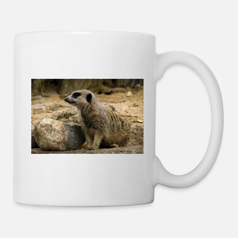 Suricate perché sur un rocher Photographie - Mug blanc - blanc