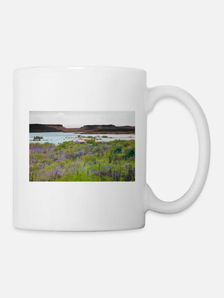 Natural idyll by the lake - Mug - white