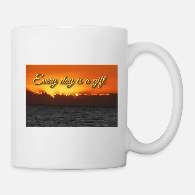Every day is a gift - Mug - white