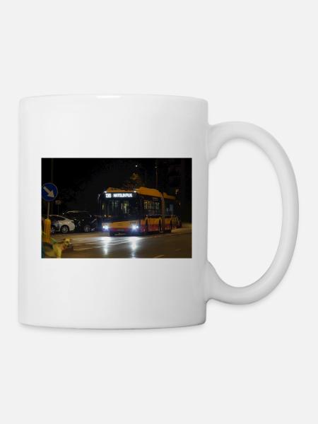 Nachtbus in der Stadt - Tasse - Weiß