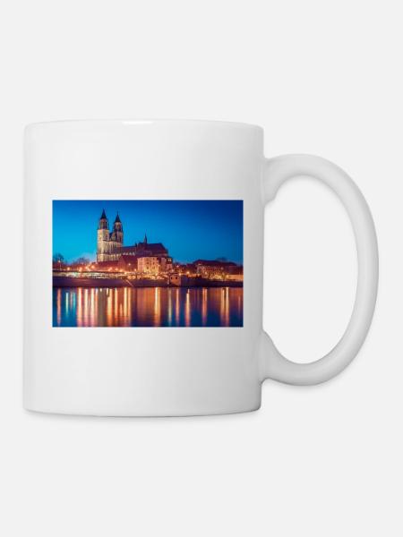 Mageburg am Abend - Tasse - Weiß