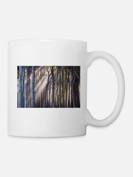 Rays of light in the forest - Mug - white