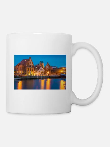 Wismar am Abend - Tasse - Weiß