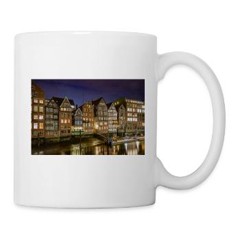 Vue nocturne de la route de la digue sur le Nikolaifleet - Mug blanc - blanc - Droite