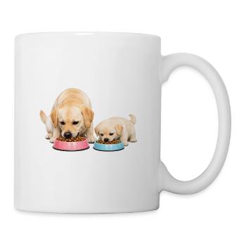 Maman mange des croquettes avec son bébé - Mug blanc - blanc - Droite