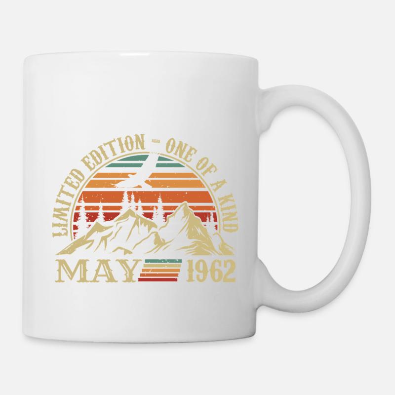 légendes nées en mai 1962 anniversaire mai 1962 - Mug blanc - blanc