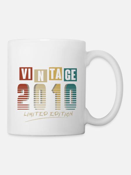 2010 Jahrgang 2010 geboren im Jahr 2010 Geburtstag. Jahr 2 - Tasse - Weiß