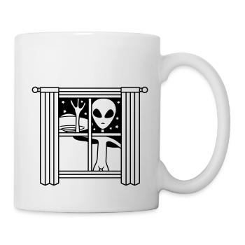 Fenêtre OVNI extraterrestre la nuit - Mug blanc - blanc - Droite